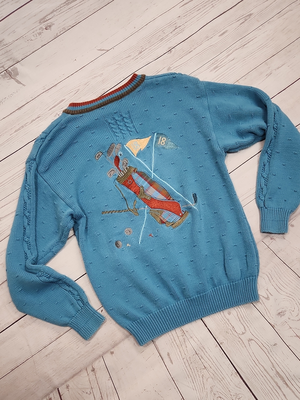 Izod Women's Light Blue V-Neck Sweater with Golf Bag Embroidery Vintage
